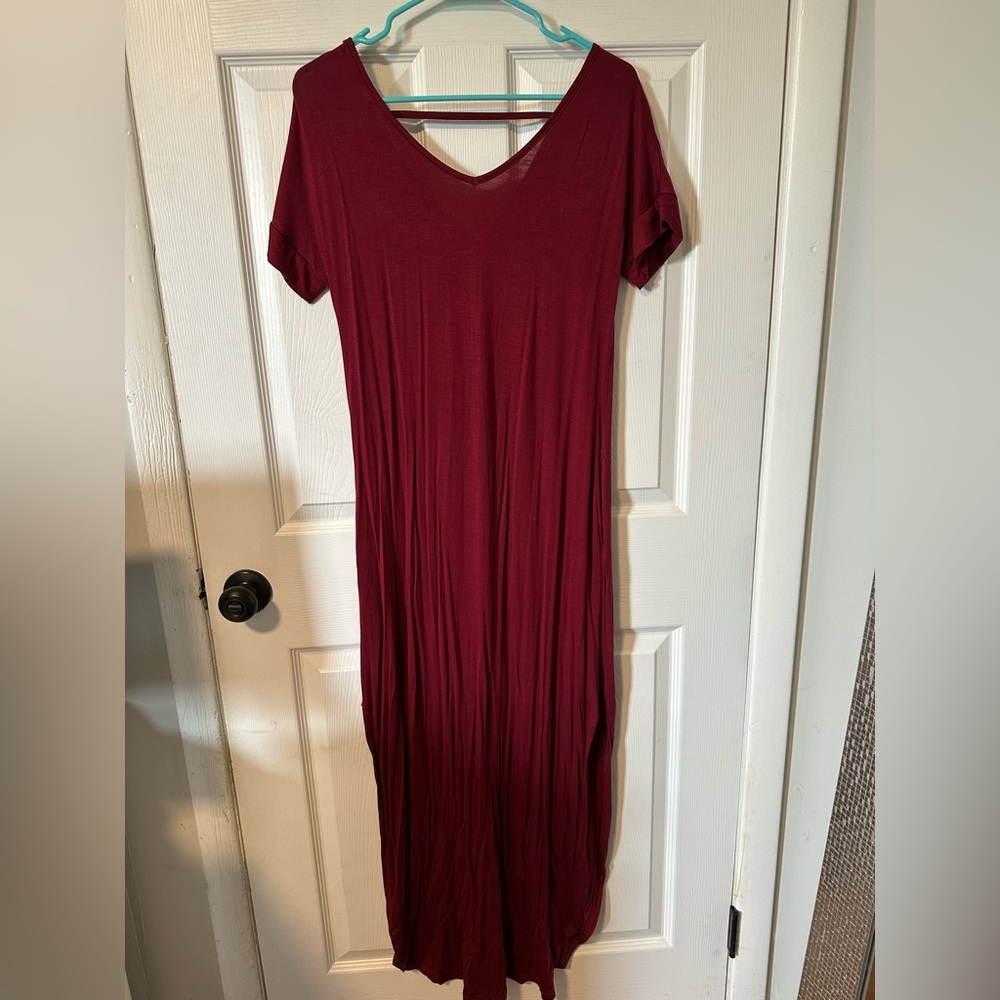 Burgundy V-Neck Maxi Dress